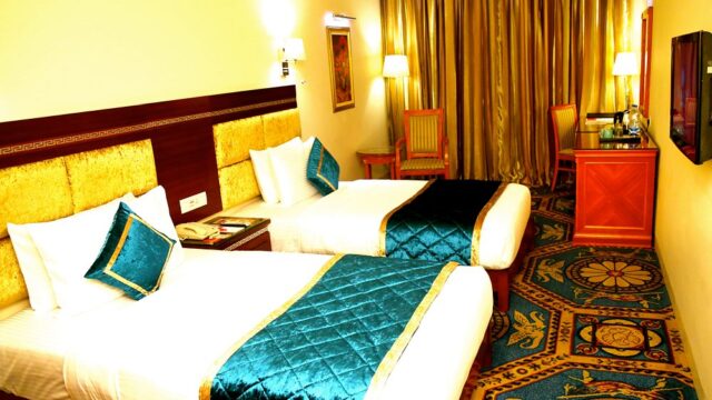 deluxe-room-twin