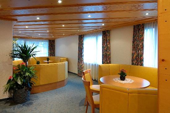 lobby-29