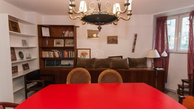 shared-lounge-and-kitchen-v13531-1-1024×683
