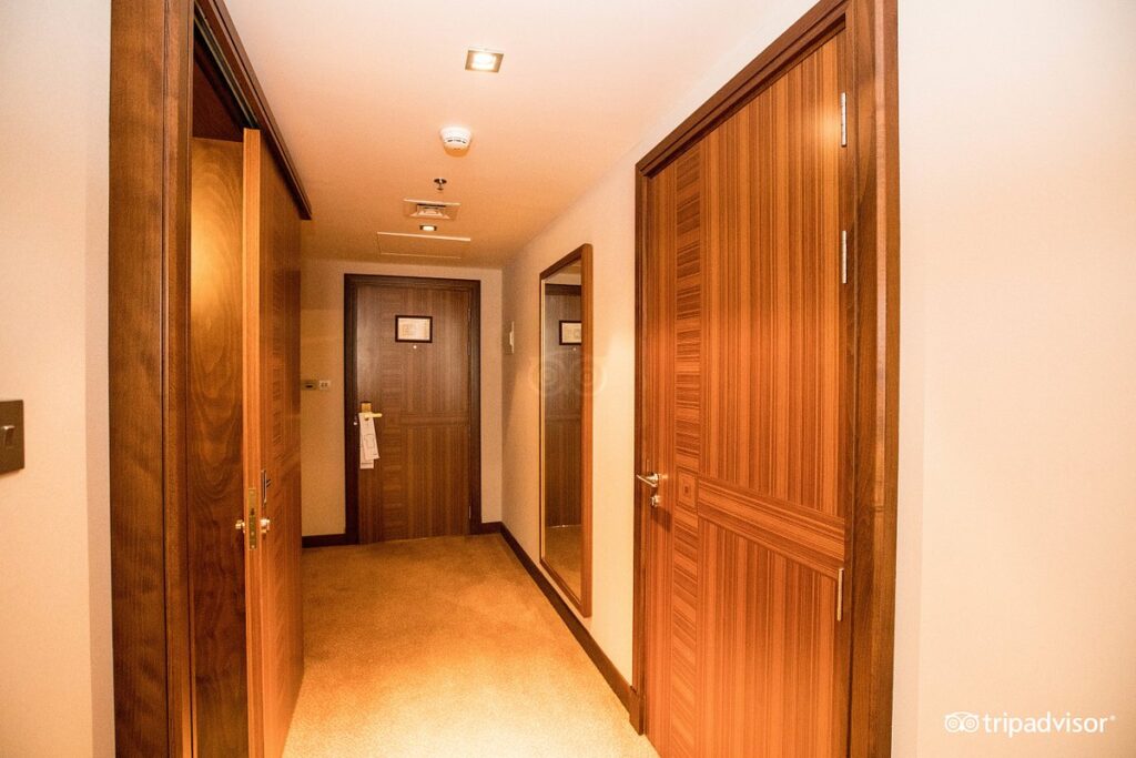 standard-room-king-v15507399-1024×683