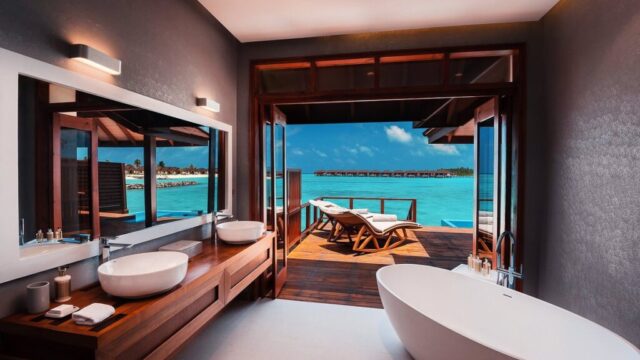 water-villa-with-pool-1-1024×686
